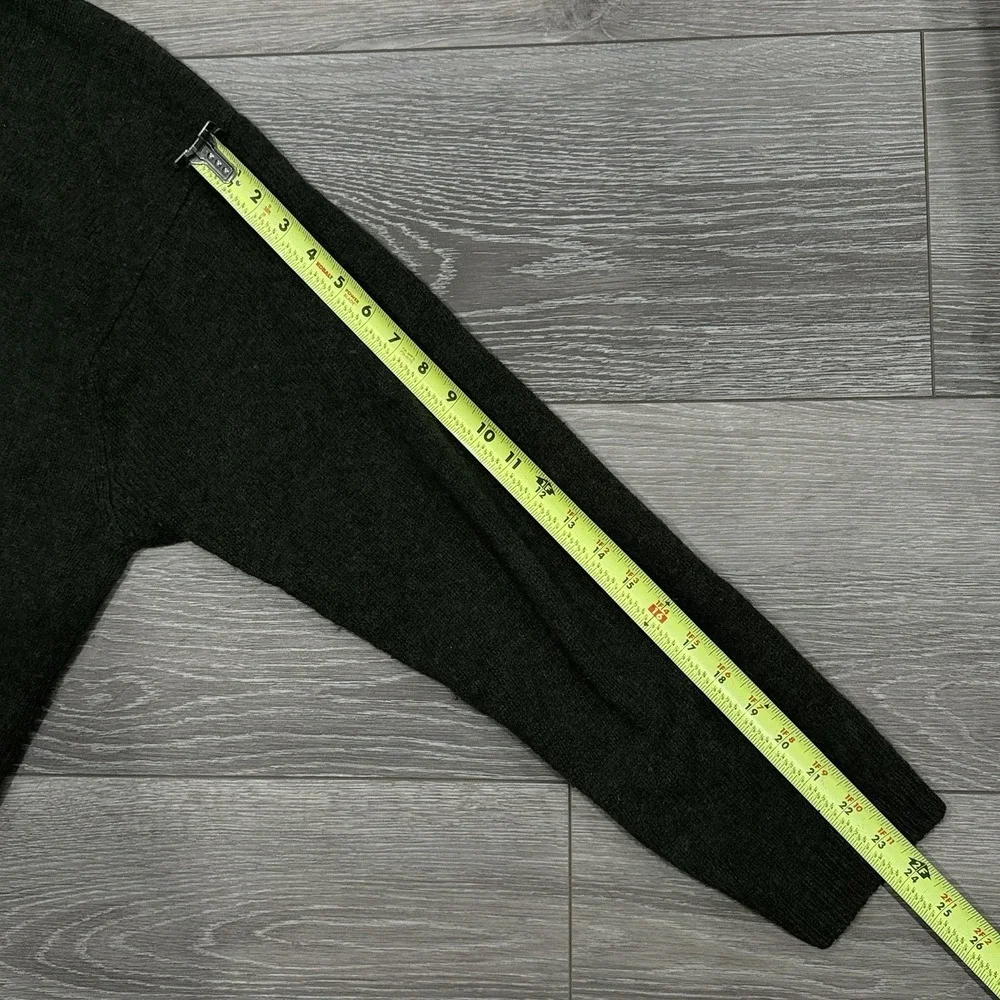 Vintage J.Crew Mens XL 100% Shetland Wool V-Neck Sweater Dark Heather Green